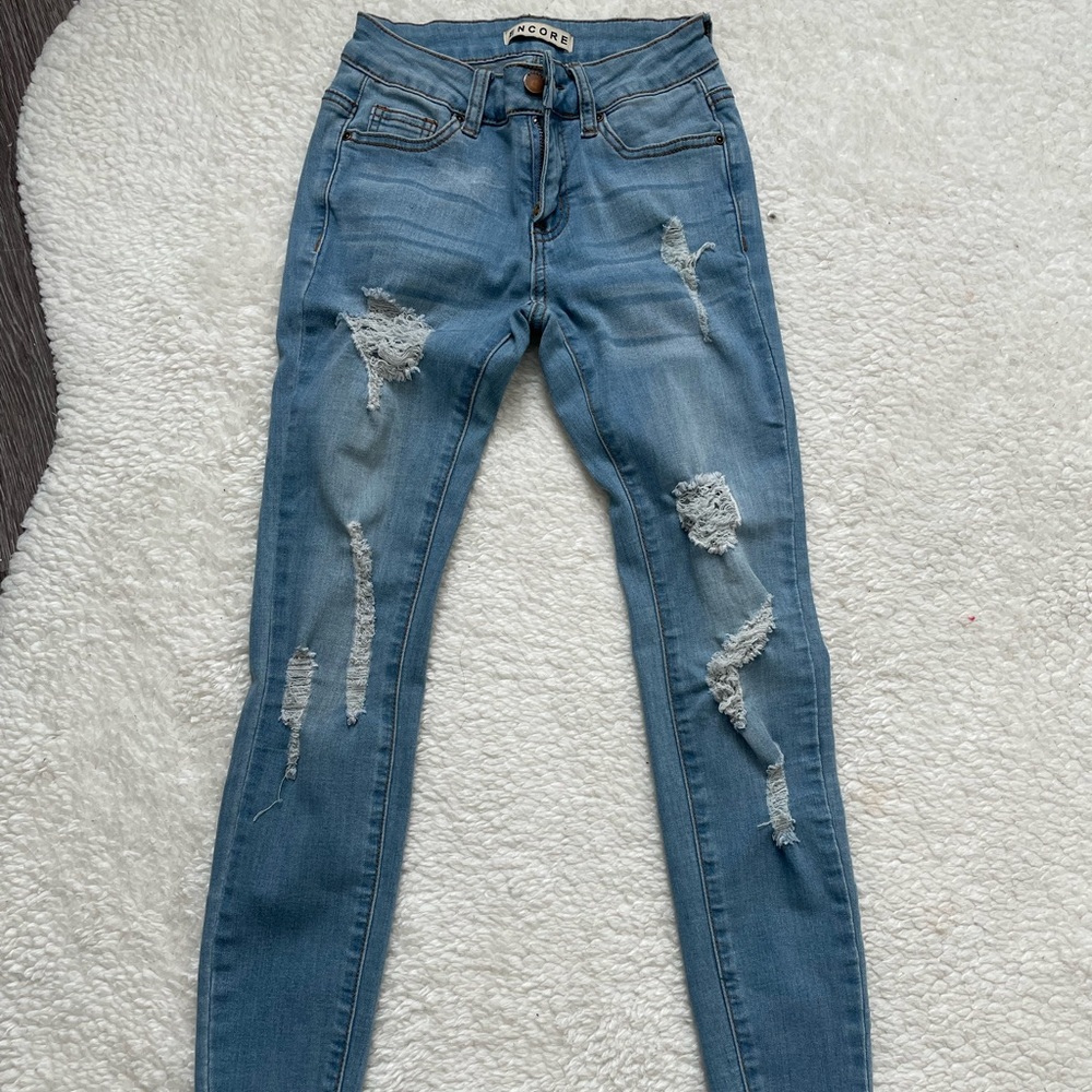 Distressed Skinny Jeans